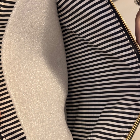 Kate Spade Black Pebbled Leather Shoulder Bag Zippered Flap [Like New] - Picture 11 of 11